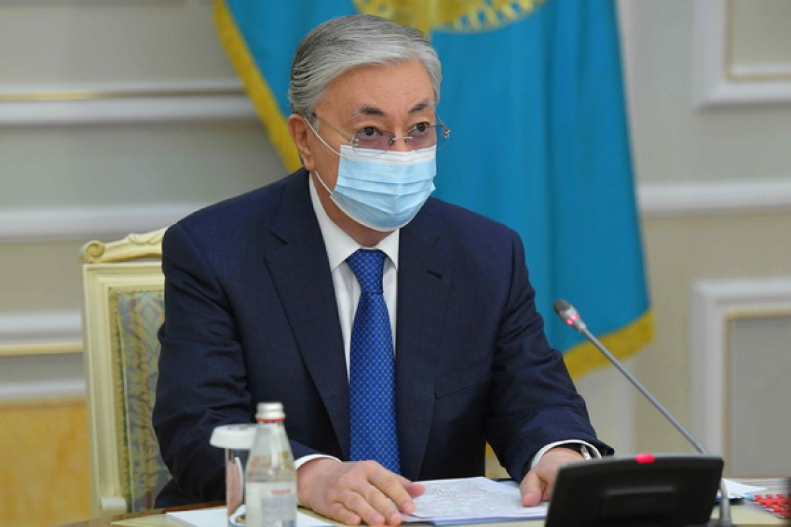 Президент РК провел совещание об эпидемиологической ситуации по коронавирусной инфекции в стране